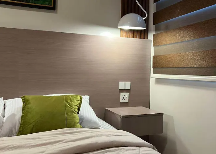 Cozy Luxe Feels, Comfort Walk To It Park, Netflix, Wifi, Pool *