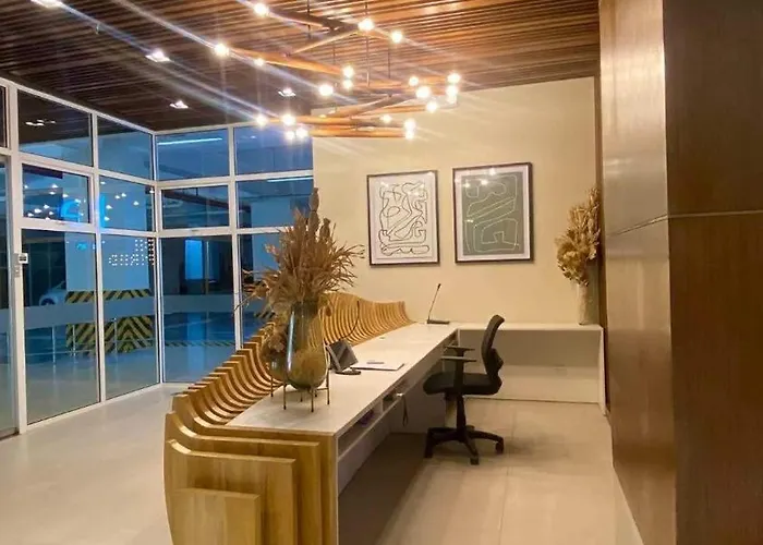 Cozy Luxe Feels, Comfort Walk To It Park, Netflix, Wifi, Pool Apartment
