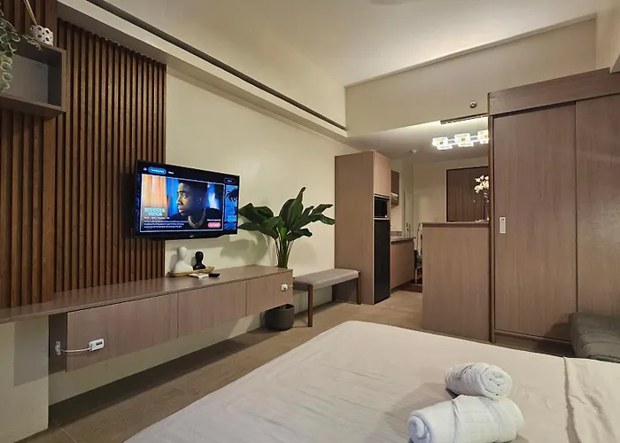Cozy Luxe Feels, Comfort Walk To It Park, Netflix, Wifi, Pool Cebu