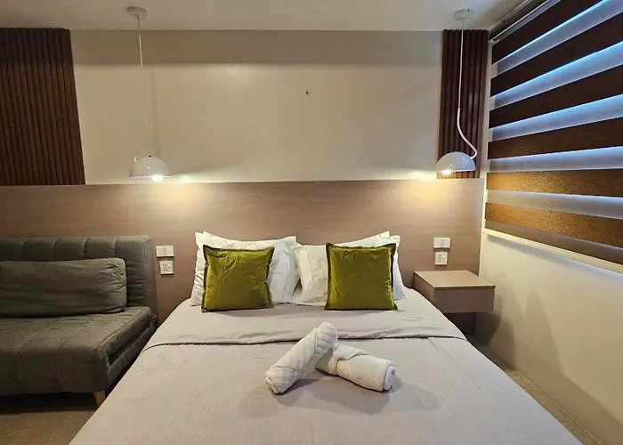 Apartment Cozy Luxe Feels, Comfort Walk To It Park, Netflix, Wifi, Pool Cebu