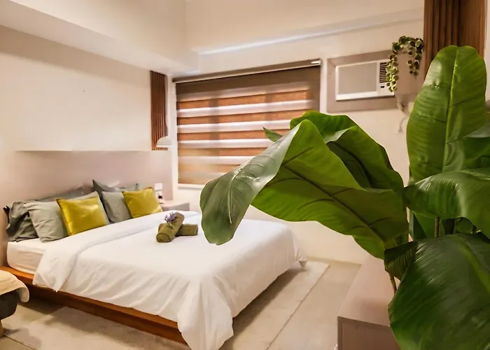 Cozy Luxe Feels, Comfort Walk To It Park, Netflix, Wifi, Pool * Cebu